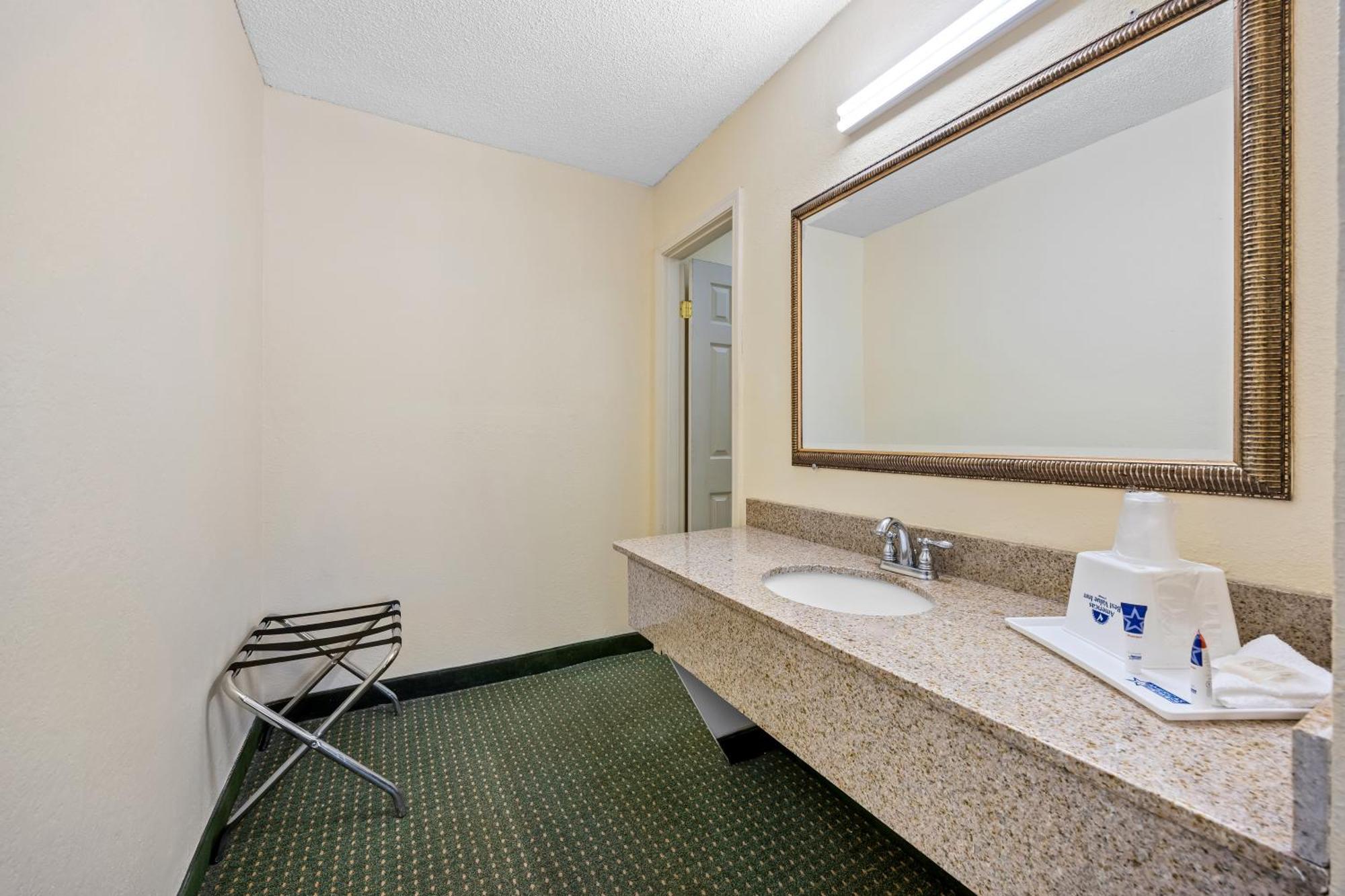 America'S Best Value Inn-Columbia Exterior foto